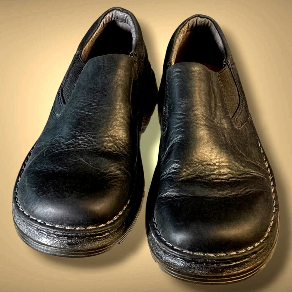 Men's Sz 8 DR. MARTENS "Orson" Slip-On Black Leather Loafer Air-Cushioned Sole